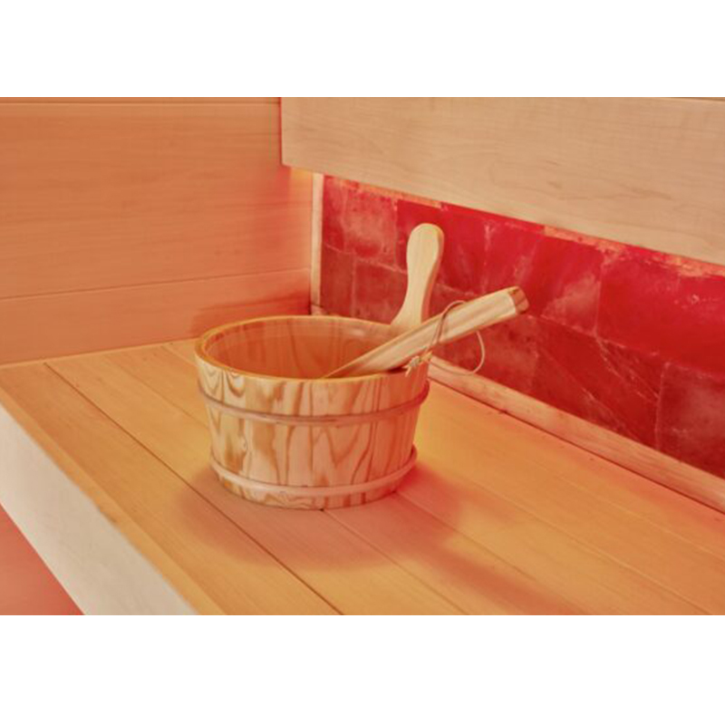 Vedro z zajemalko v savni jbz 200.