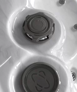 Gumb za uravnavanje moči šob in podstavek za pijačo v bazenu Alpha 723.