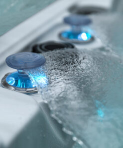 Pop-up fontana v masažnem bazenu Beta 623