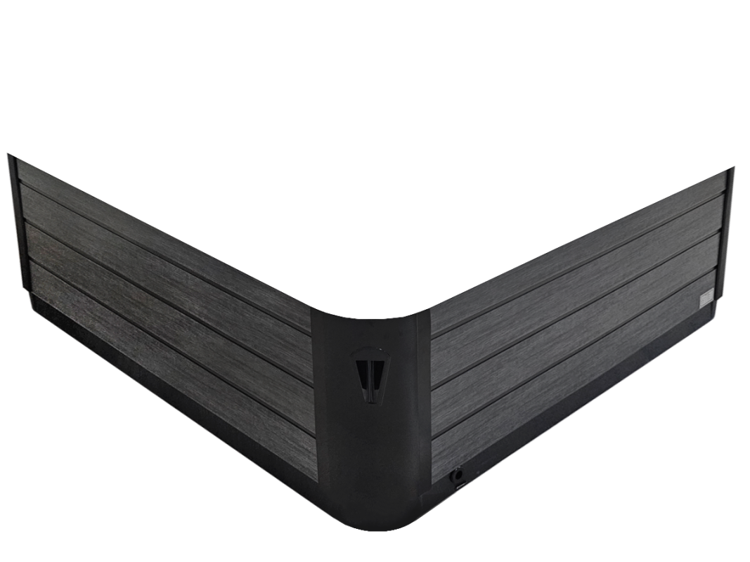 Ogrodje masažnega bazena Beta 523 in Gamma 323 v imitaciji lesa sive barve.