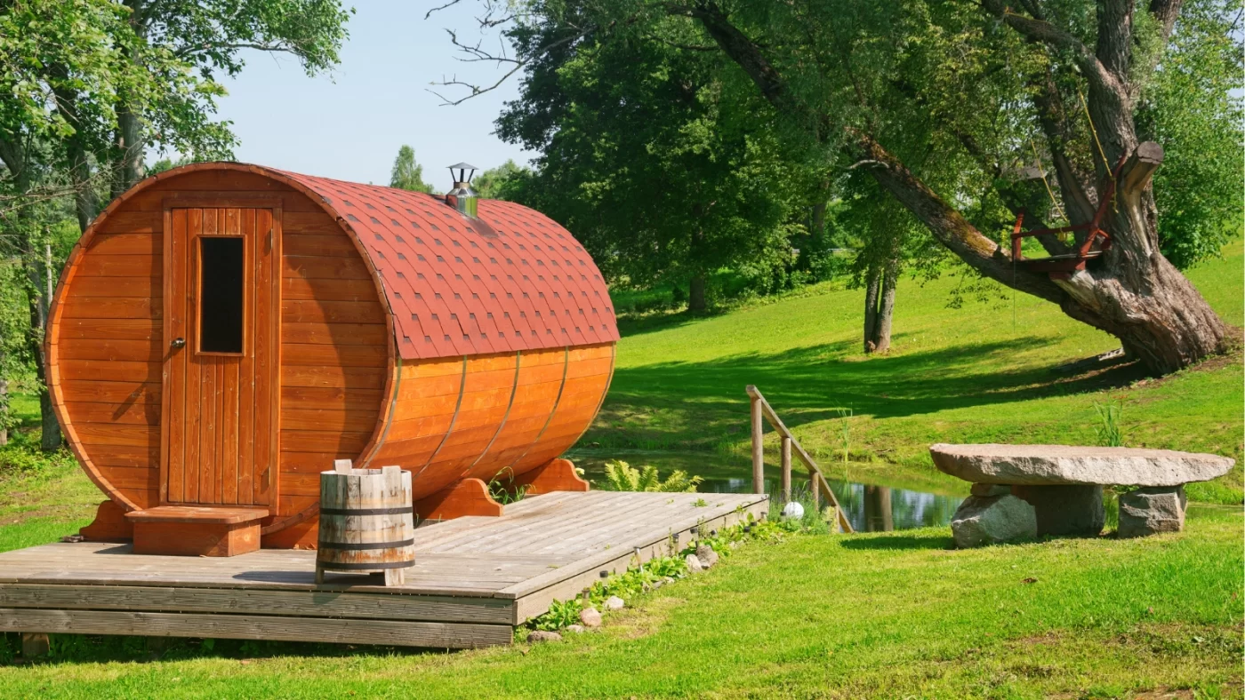 Outdoor barrel sauna.