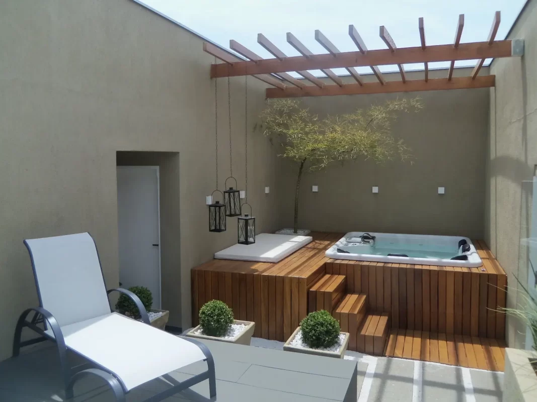 Jacuzzi na terasi.
