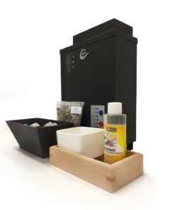 Salt vaporizer for sauna.