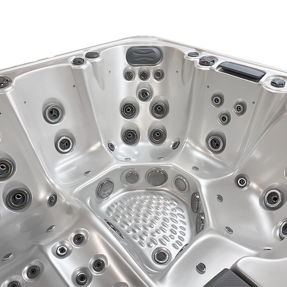 Seats in Hot tub JJSPA.