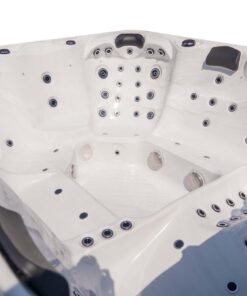 Alternative view of JJSPA Beta 616 - Hot tub