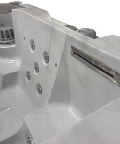 Alternative view of JJSPA Beta 621A – Hot tub